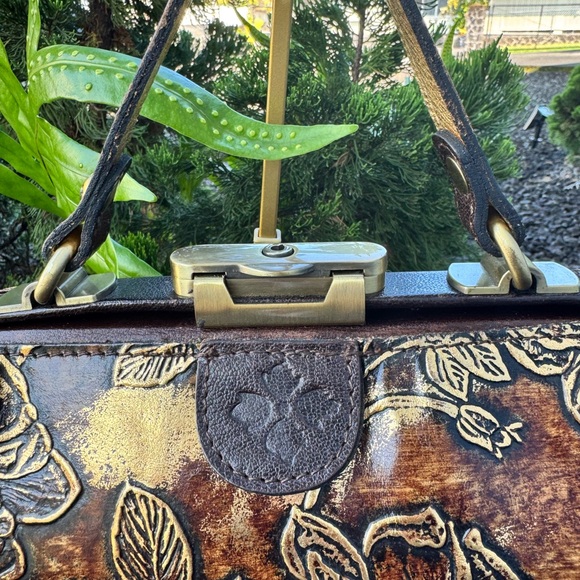 Patricia Nash Vintage Tooled Leather Doctor Bag Burnished Floral Frame Satchel - Picture 3 of 13